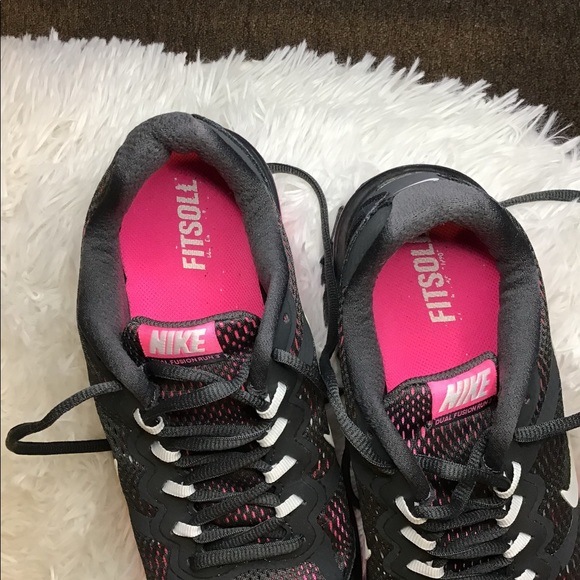 Size 7.5 - Nike Dual Fusion Run 3 Black - 653594-009 - Picture 9 of 10